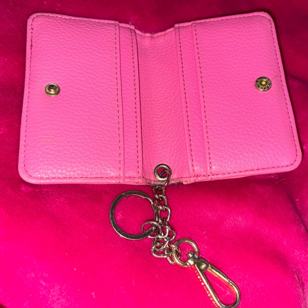 Steve Madden Bright Pink Leather Card Case with Gold Keychain - Picture 5 of 5